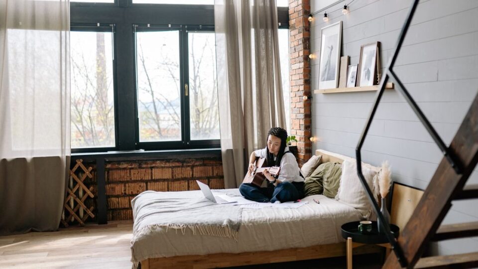 공기청정기 필터 교체했는데도 냄새가 계속 날 때, CADR보다 우선 확인할 설치 위치와 공기 흐름 문제
