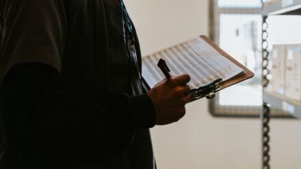 항공권 환불할 때 ‘수수료 면제’ 가능 여부는 어디서 확인할까? 날짜보다 먼저 체크할 규정 문구 해석법