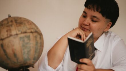 여행 중 귀중품 분실 대비 체크리스트, 현금·여권 보관 위치를 다르게 해야 회수 가능성이 올라가는 이유